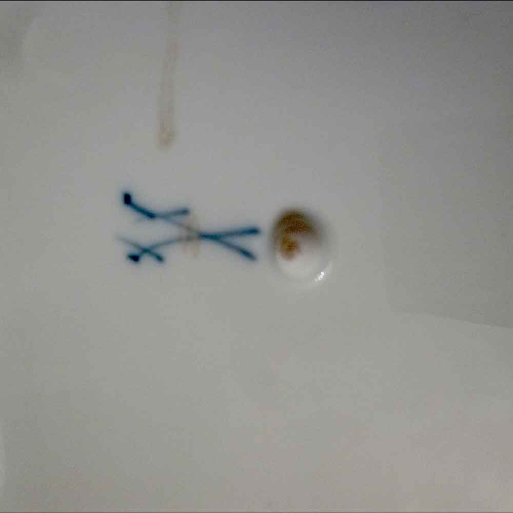 square cup in Meissen porcelain signed XIX eme century